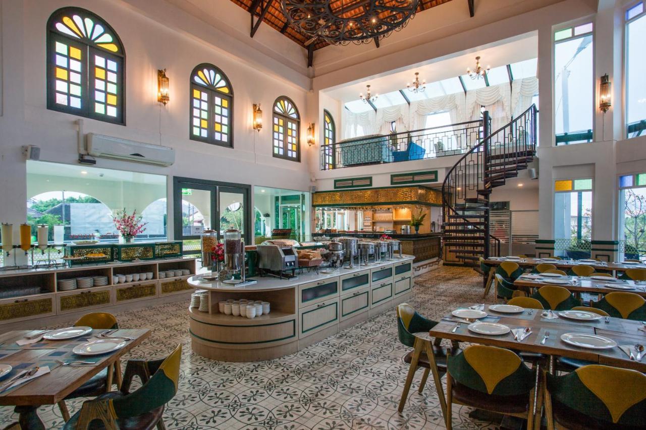 Supicha Pool Access Hotel - Sha Plus Phuket Esterno foto