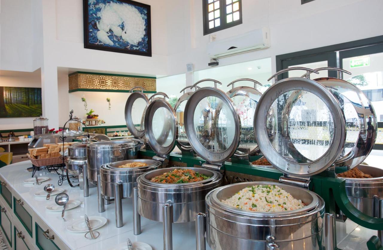 Supicha Pool Access Hotel - Sha Plus Phuket Esterno foto
