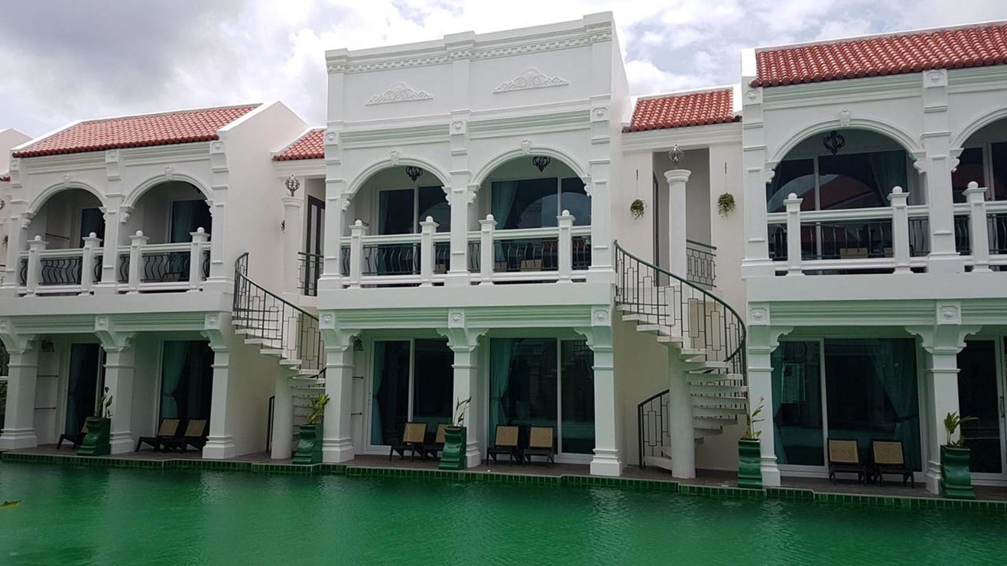 Supicha Pool Access Hotel - Sha Plus Phuket Esterno foto